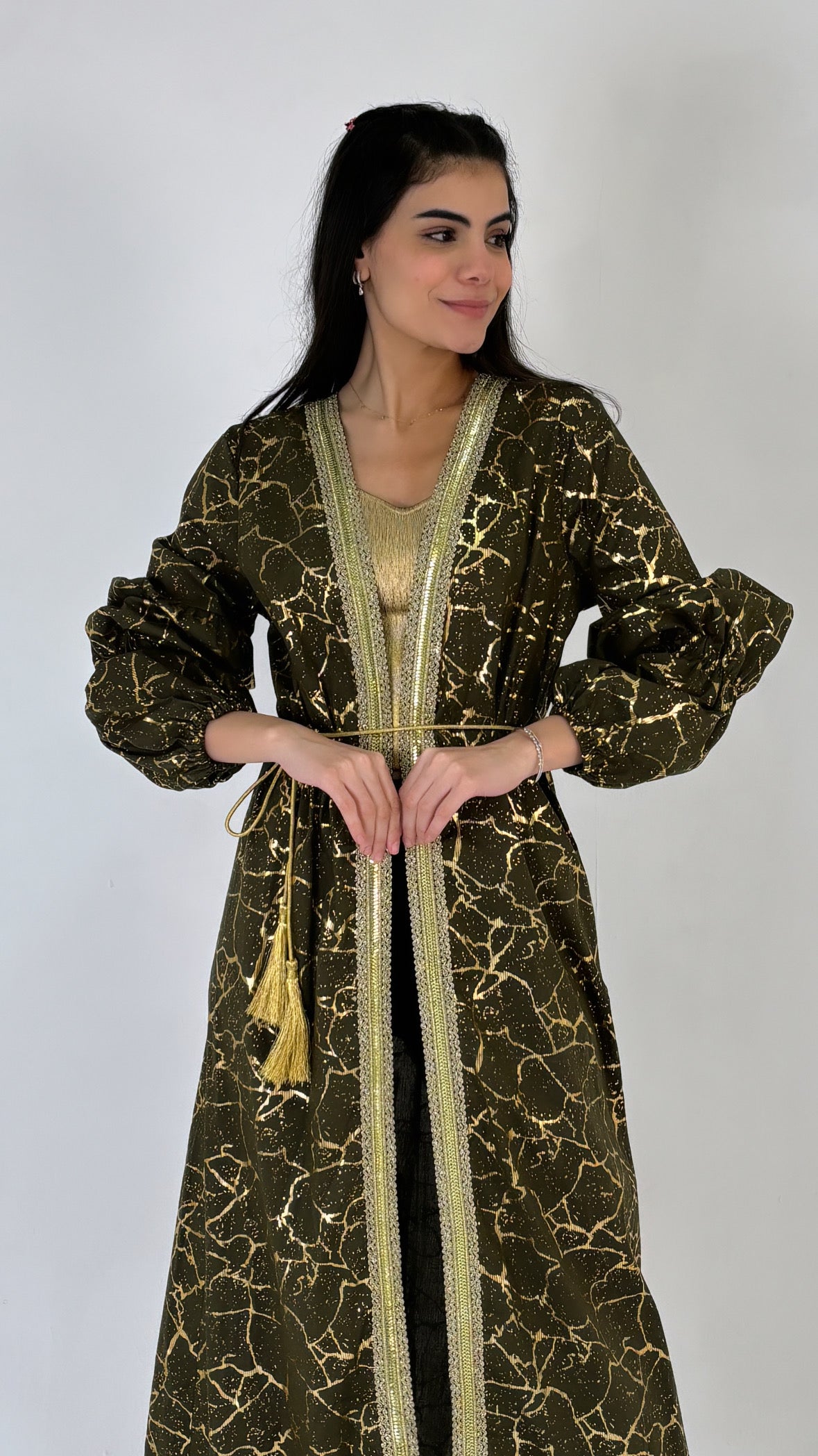 Puffy sleeves olive x Gold cardigan.
